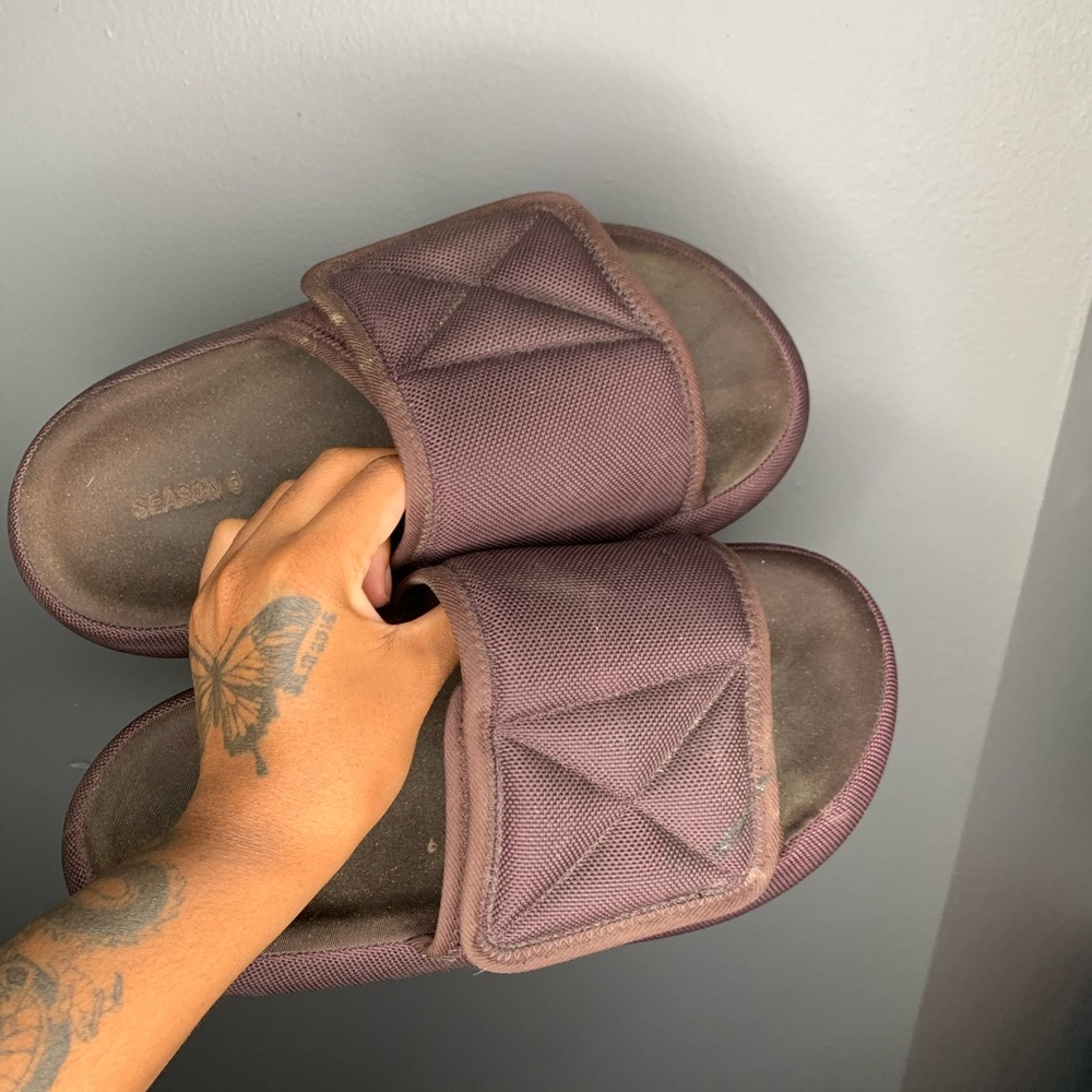 Yeezy Slides